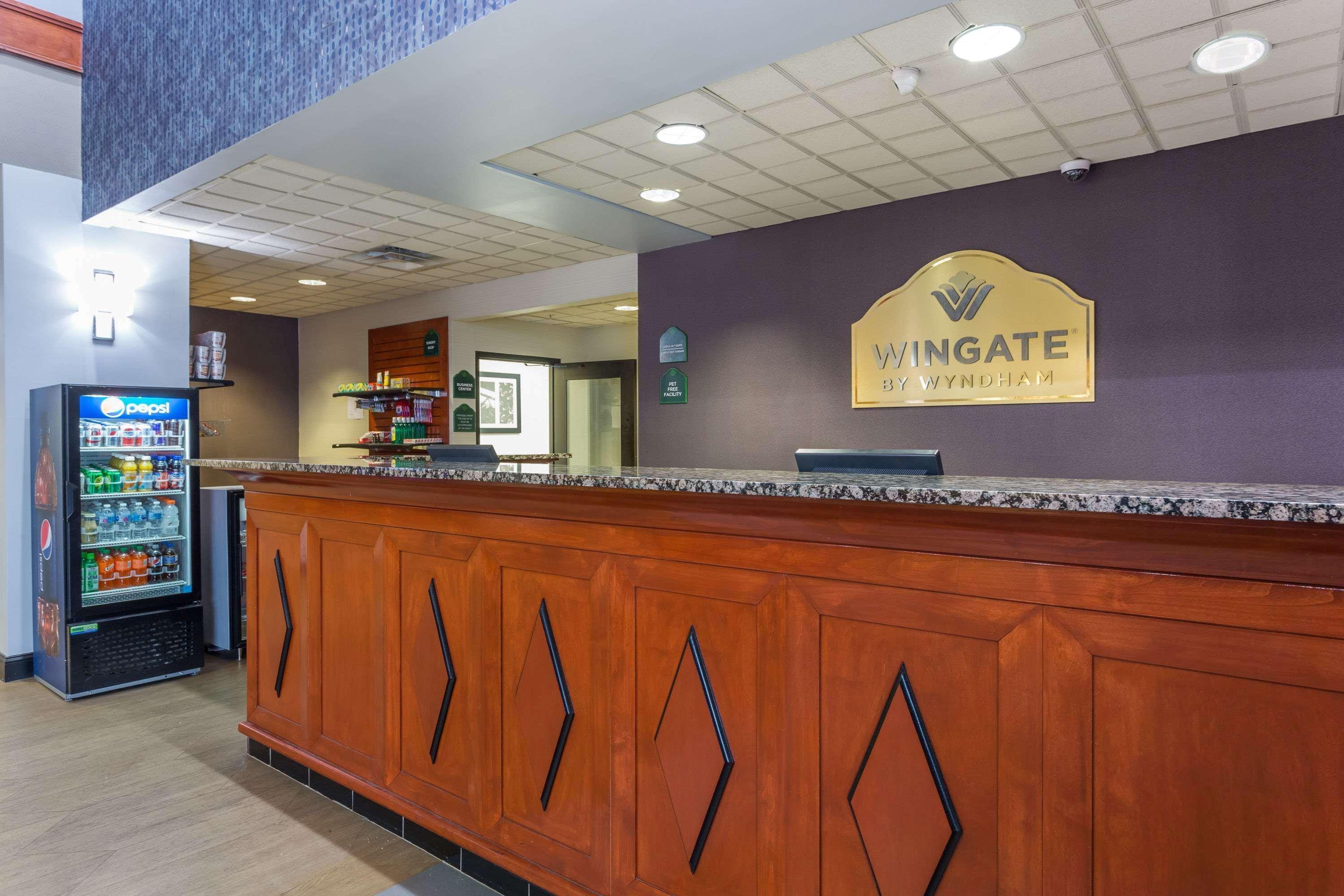 Wingate By Wyndham Chesapeake Hotel Kültér fotó