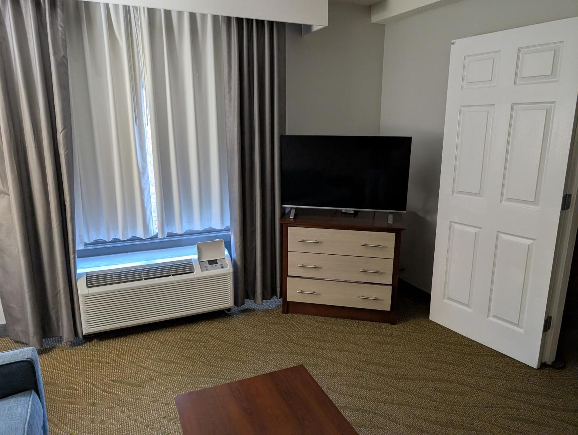 Wingate By Wyndham Chesapeake Hotel Kültér fotó