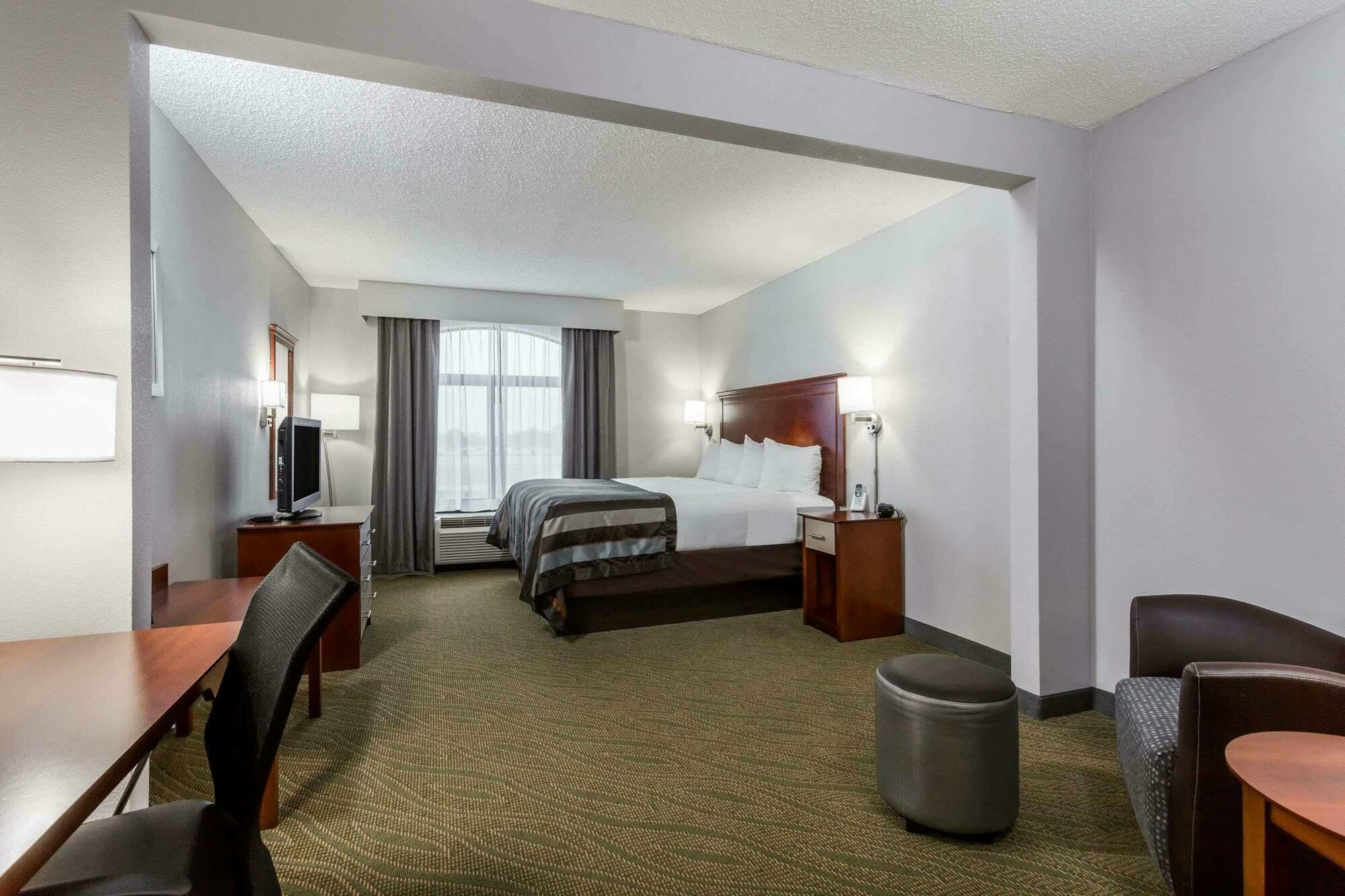 Wingate By Wyndham Chesapeake Hotel Kültér fotó